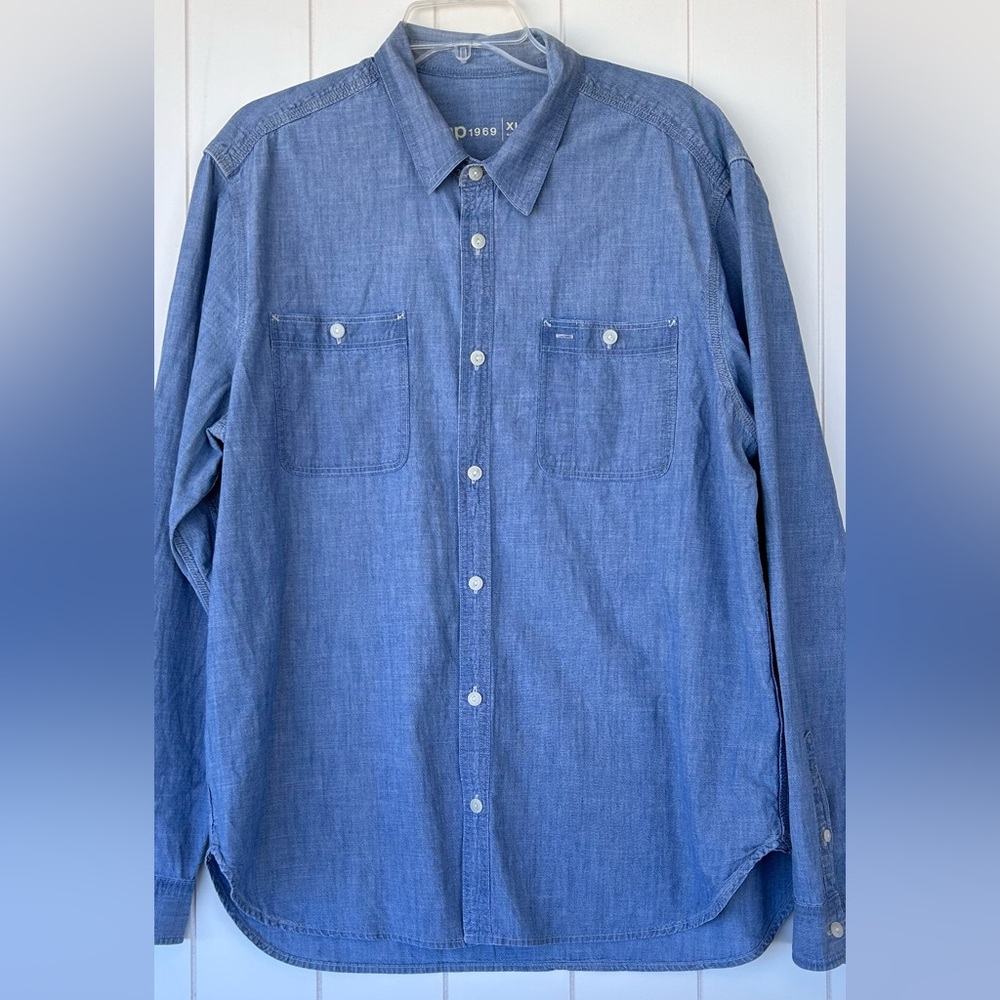 Gap 1969 Men’s Classic Denim Shirt Light‎ Wash Size XL